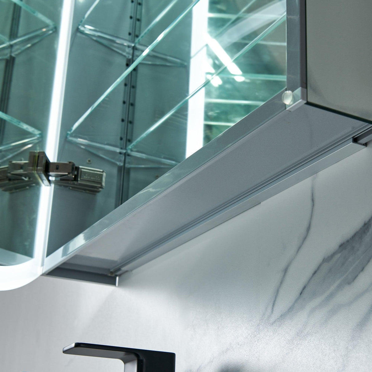 Blossom Castor 24″ LED Medicine Cabinet – Modern Innovation & Sleek Design