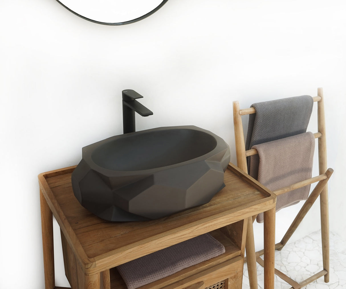 Kyan Oval Concrete Vessel