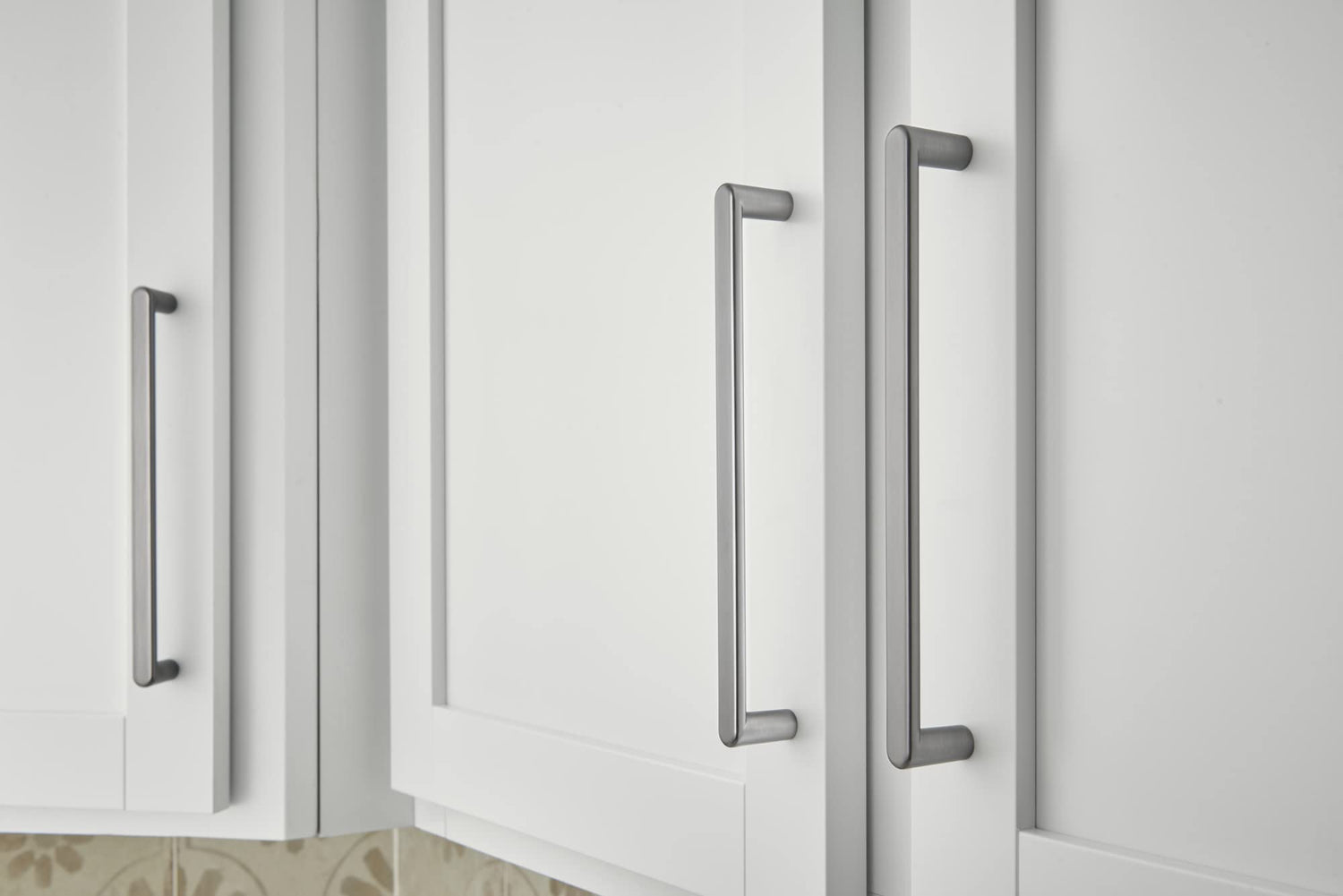 Elements 105SBZ 1-1/4" Diameter Satin Bronze Gibson Cabinet Knob