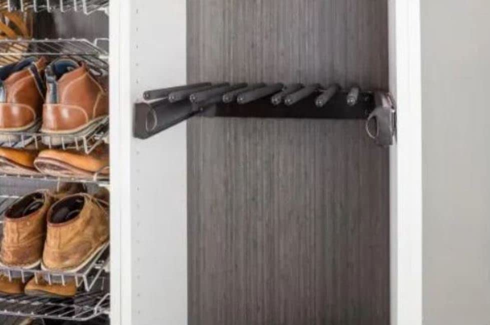 Hardware Resources PPR-3014-PC Polished Chrome 30" Wide Pant Rack