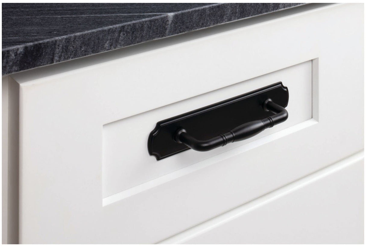 Jeffrey Alexander B812-96DACM 6-1/8" O.L. (96 mm Center-to-Center) Gun Metal Pull Backplate