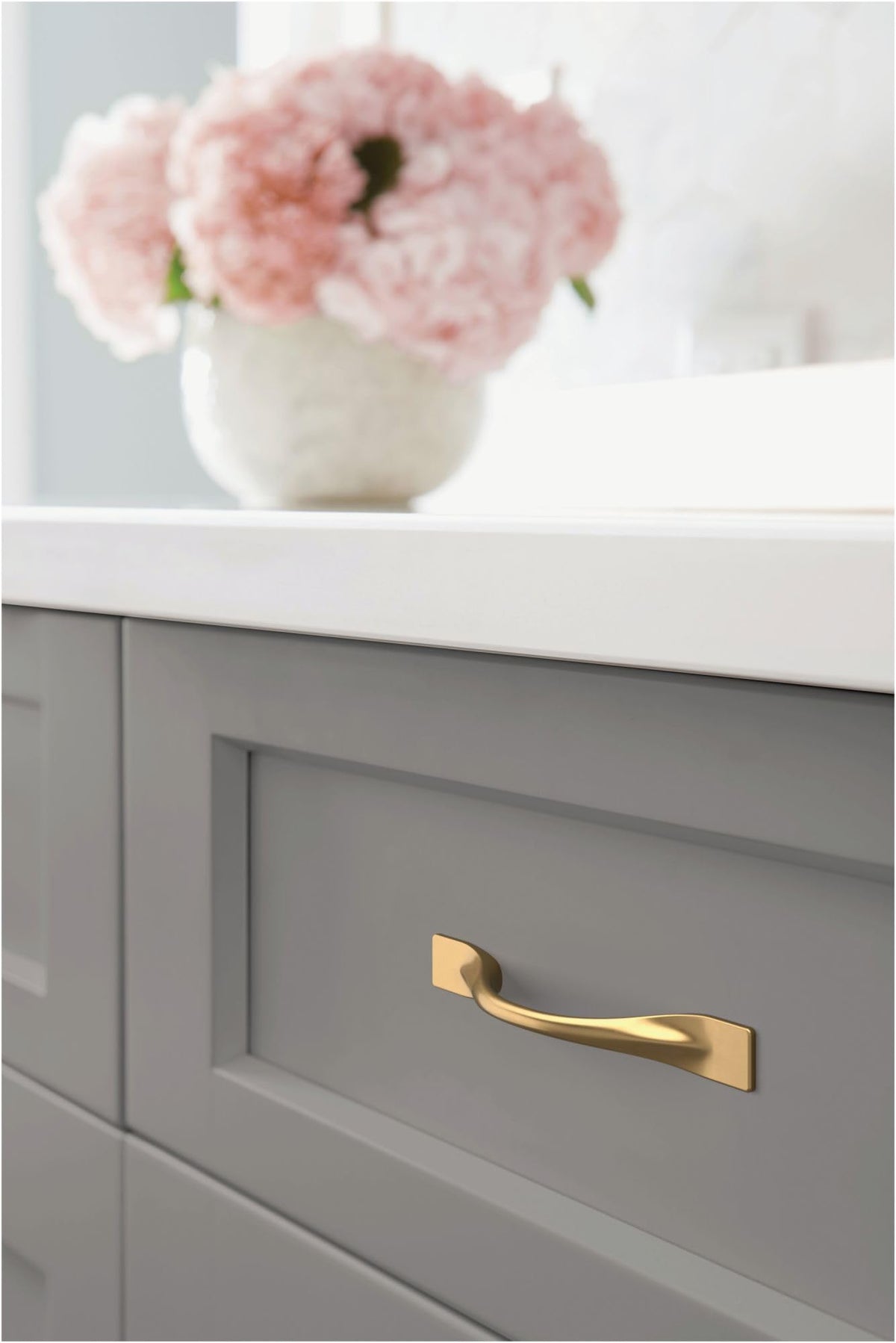 Amerock Cabinet Pull Matte Black 3-3/4 inch (96 mm) Center-to-Center Uprise 1 Pack Drawer Pull Cabinet Handle Cabinet Hardware