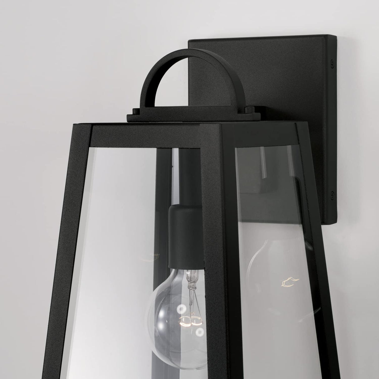 Capital Lighting 943711BK Leighton 1 Light Outdoor Wall Lantern Black