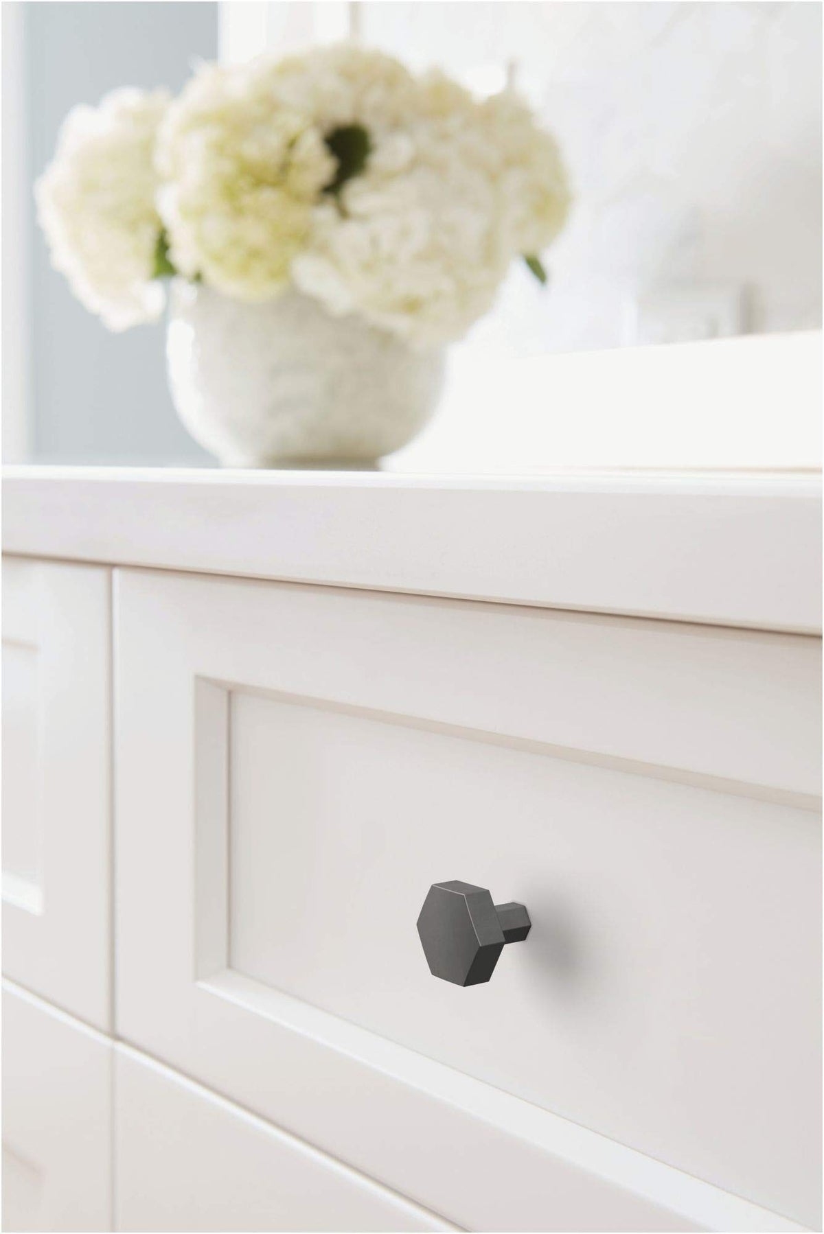 Amerock Cabinet Knob Matte Black 1-1/4 inch (32 mm) Diameter Caliber 1 Pack Drawer Knob Cabinet Hardware