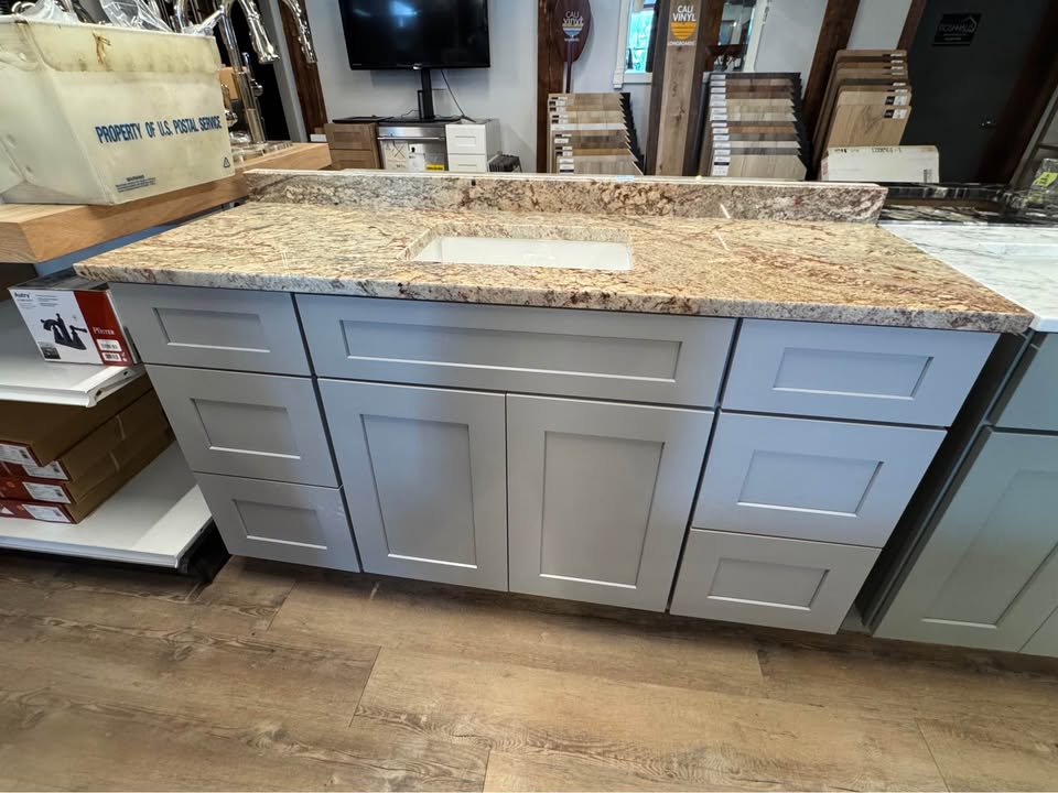 60” Single Vanity Shaker Gray with Typhoon Bordeaux Vanity Top
