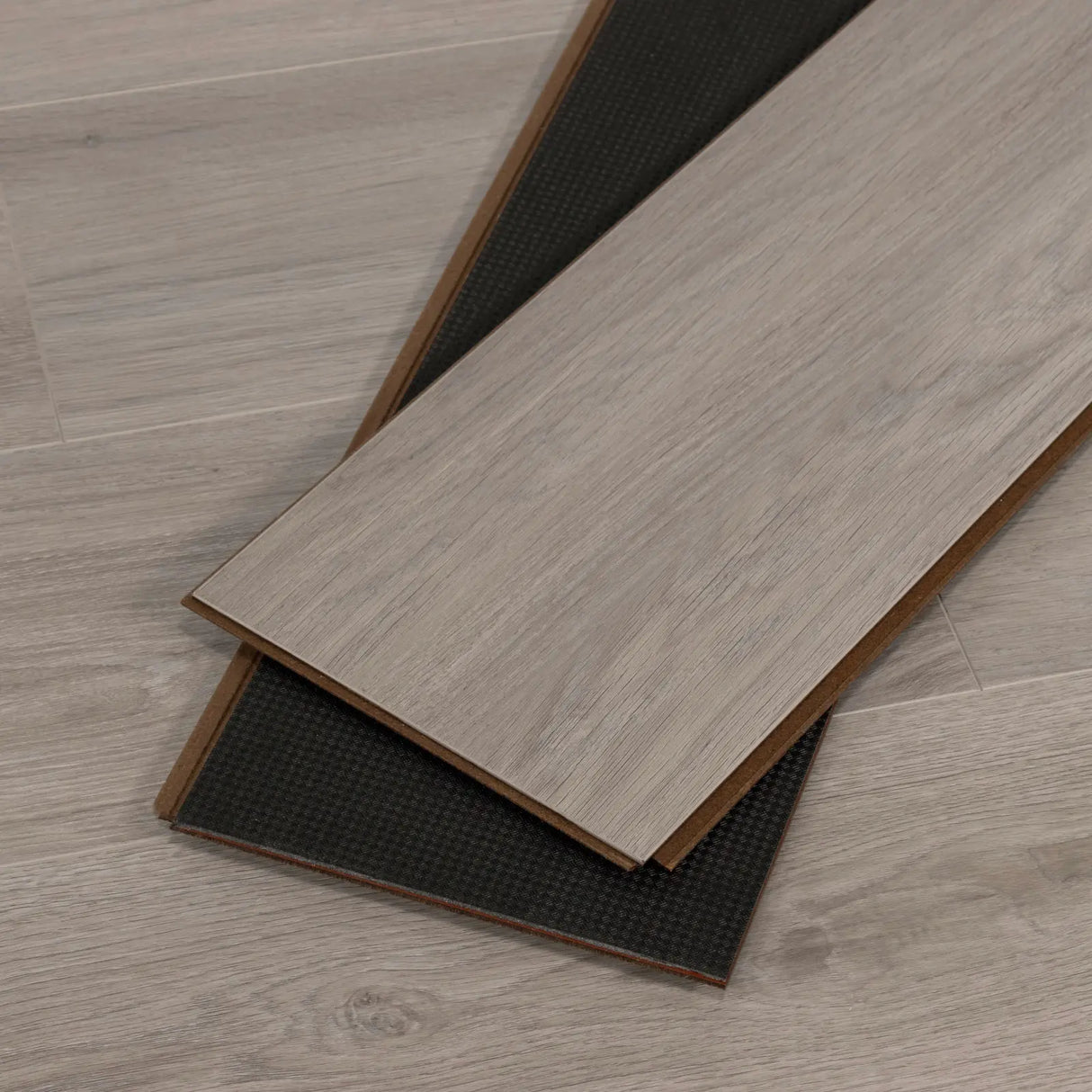 CALI Grayfish Pacifica Laminate Plank Wide+ Click (Angle-Angle) 7703001300 47-13/16 x 7-11/16 x 10mm (25.5 Sqft)