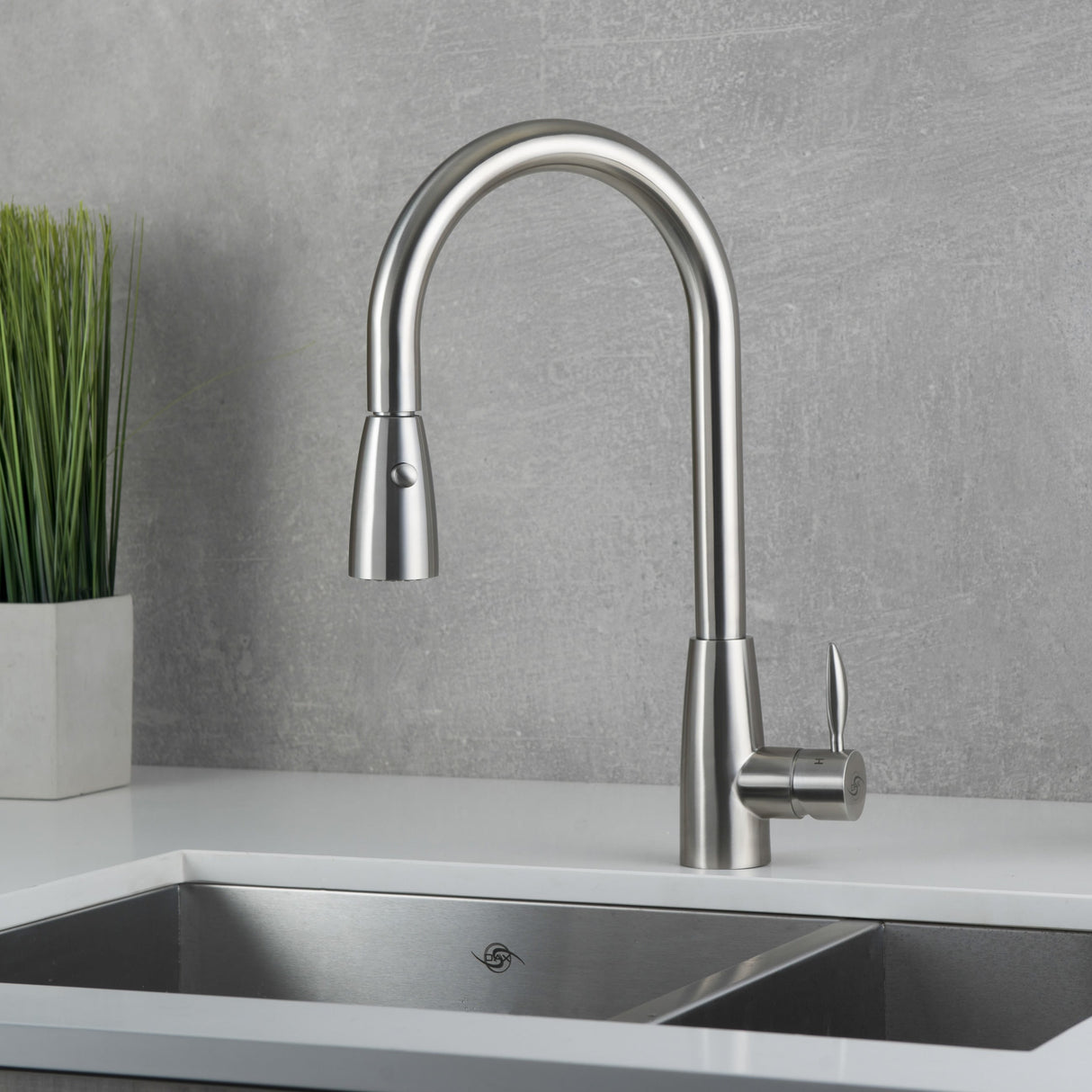 DAX Stainless Steel Single Handle Pull Down Kitchen Faucet with Dual Sprayer, Brushed Stainless Steel DAX-002-02B