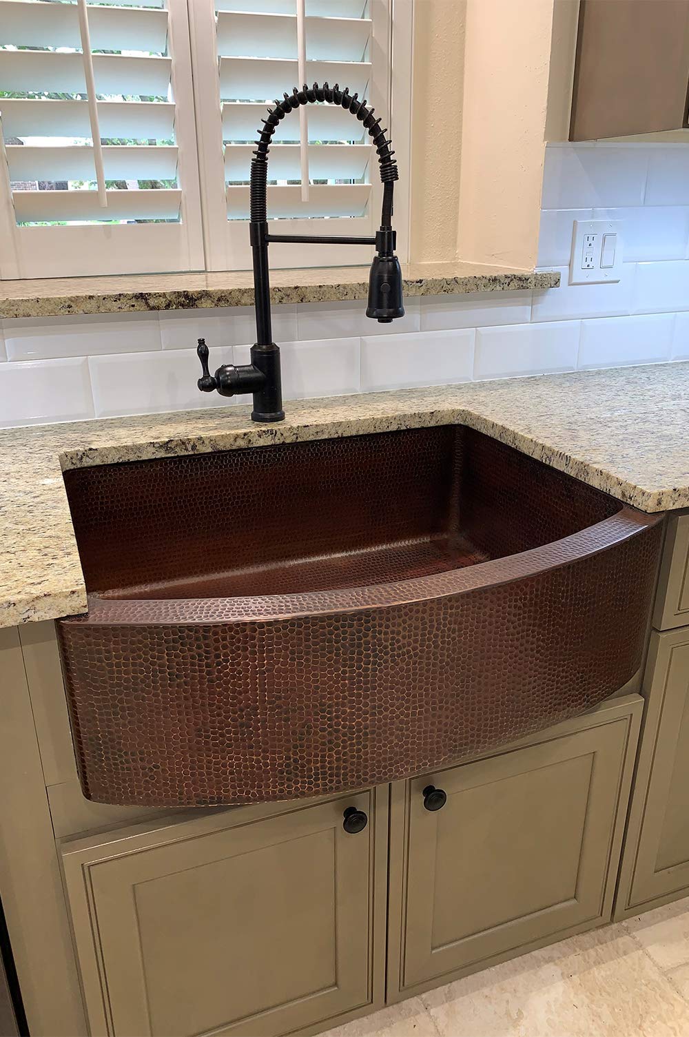 Premier Copper Products KASRDB30249 30-Inch Hammered Copper Kitchen Rounded Apron Single Basin Sink