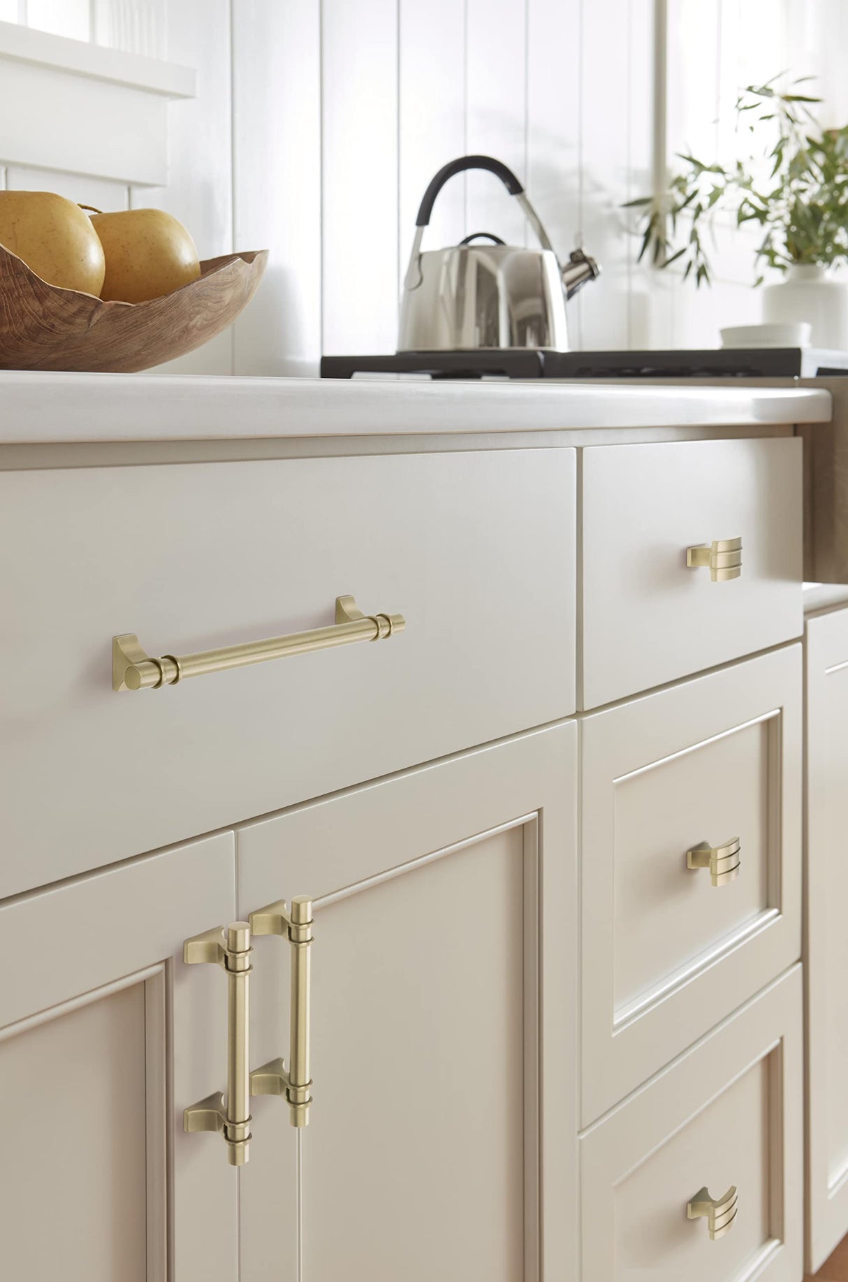 Amerock Cabinet Pull Golden Champagne 3-3/4 inch (96 mm) Center to Center Davenport 1 Pack Drawer Pull Drawer Handle Cabinet Hardware