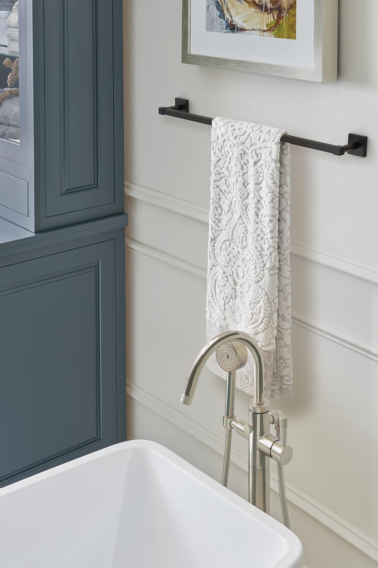 Amerock BH36074MB Matte Black Towel Bar 24 in (610 mm) Towel Rack Appoint Bathroom Towel Holder Bathroom Hardware Bath Accessories