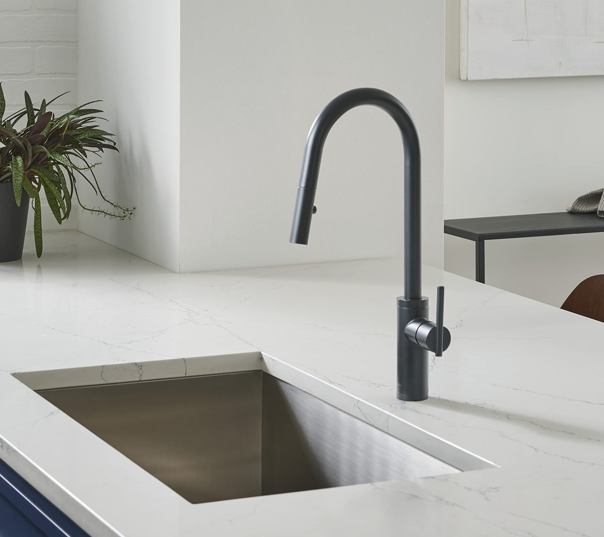 Gerber D454058BS Parma Cafe Single Handle Pull-down Kitchen Faucet - Satin Black