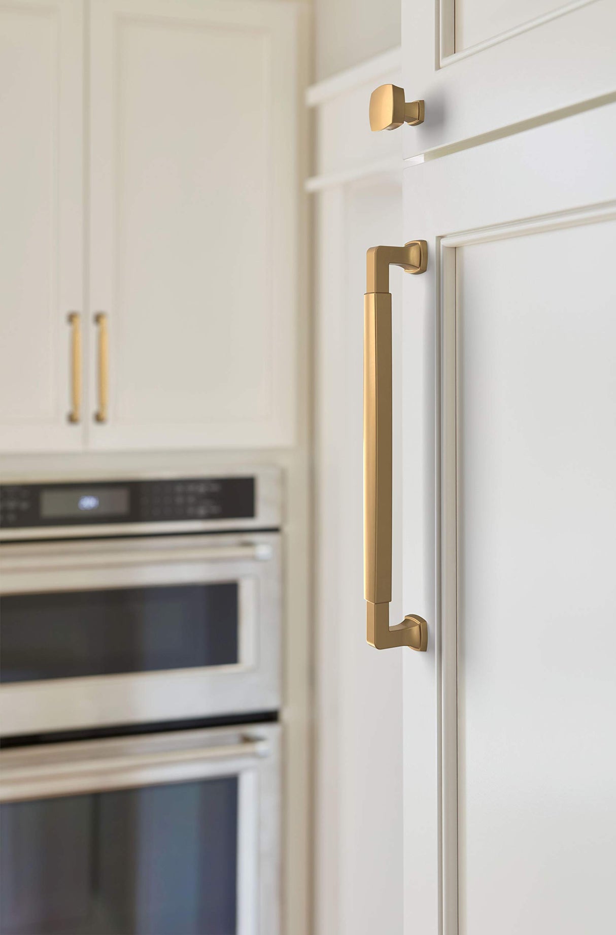 Amerock Cabinet Pull Champagne Bronze 8-13/16 inch (224 mm) Center-to-Center Stature 1 Pack Drawer Pull Cabinet Handle Cabinet Hardware