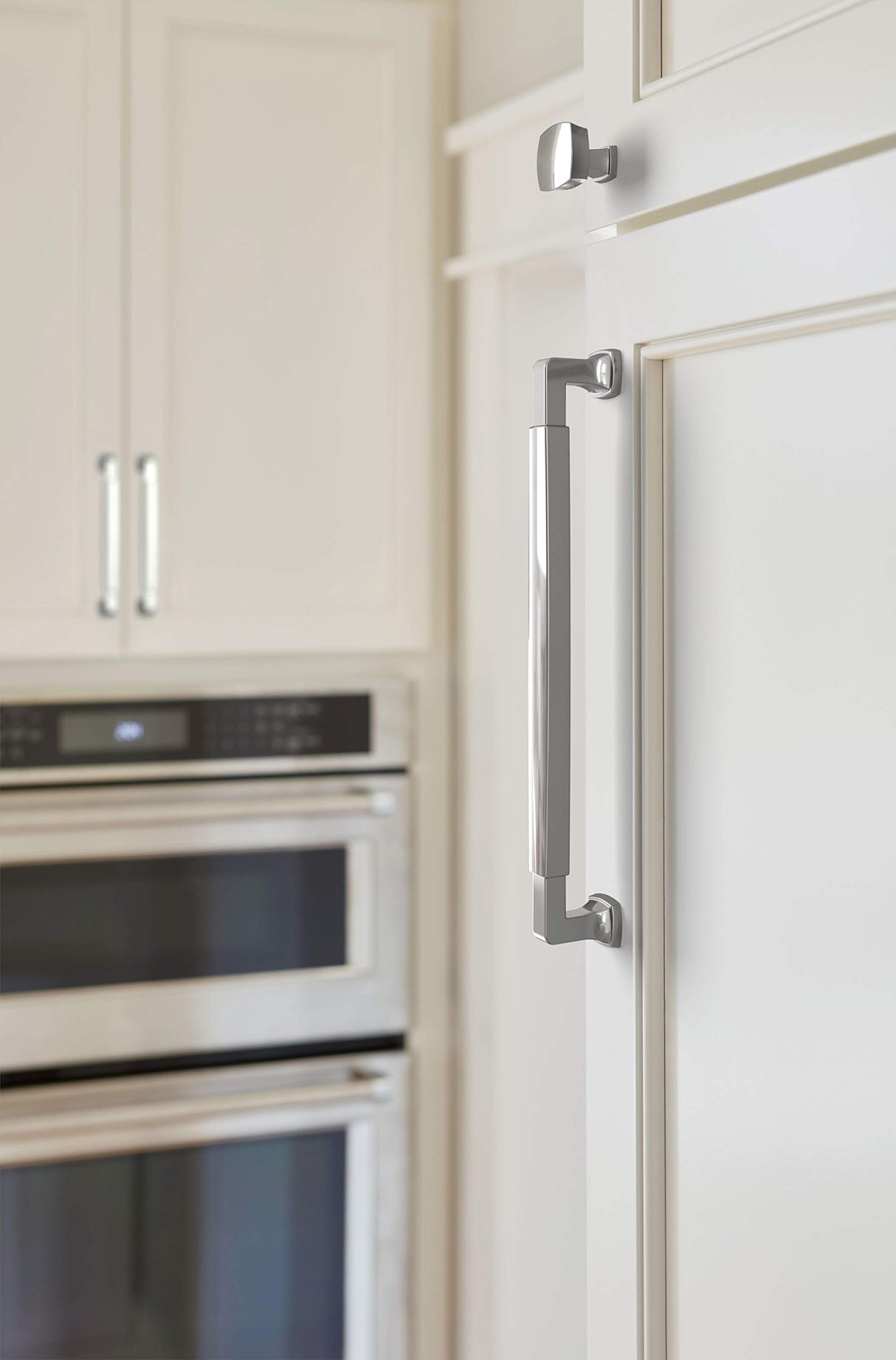 Amerock Cabinet Pull Polished Chrome 8-13/16 inch (224 mm) Center-to-Center Stature 1 Pack Drawer Pull Cabinet Handle Cabinet Hardware