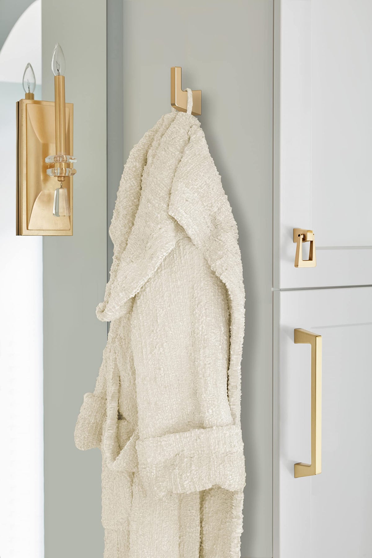 Amerock BH36000CZ Champagne Bronze Single Robe Hook 3-9/16 in. (90 mm) Length Towel Holder Blackrock Towel Hook for Bathroom Bathroom Hardware Bath Accessories
