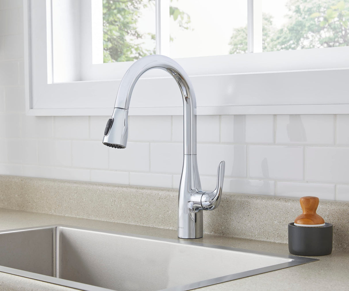 Gerber G0040164 Viper Single Handle Pull-down Kitchen Faucet - Chrome