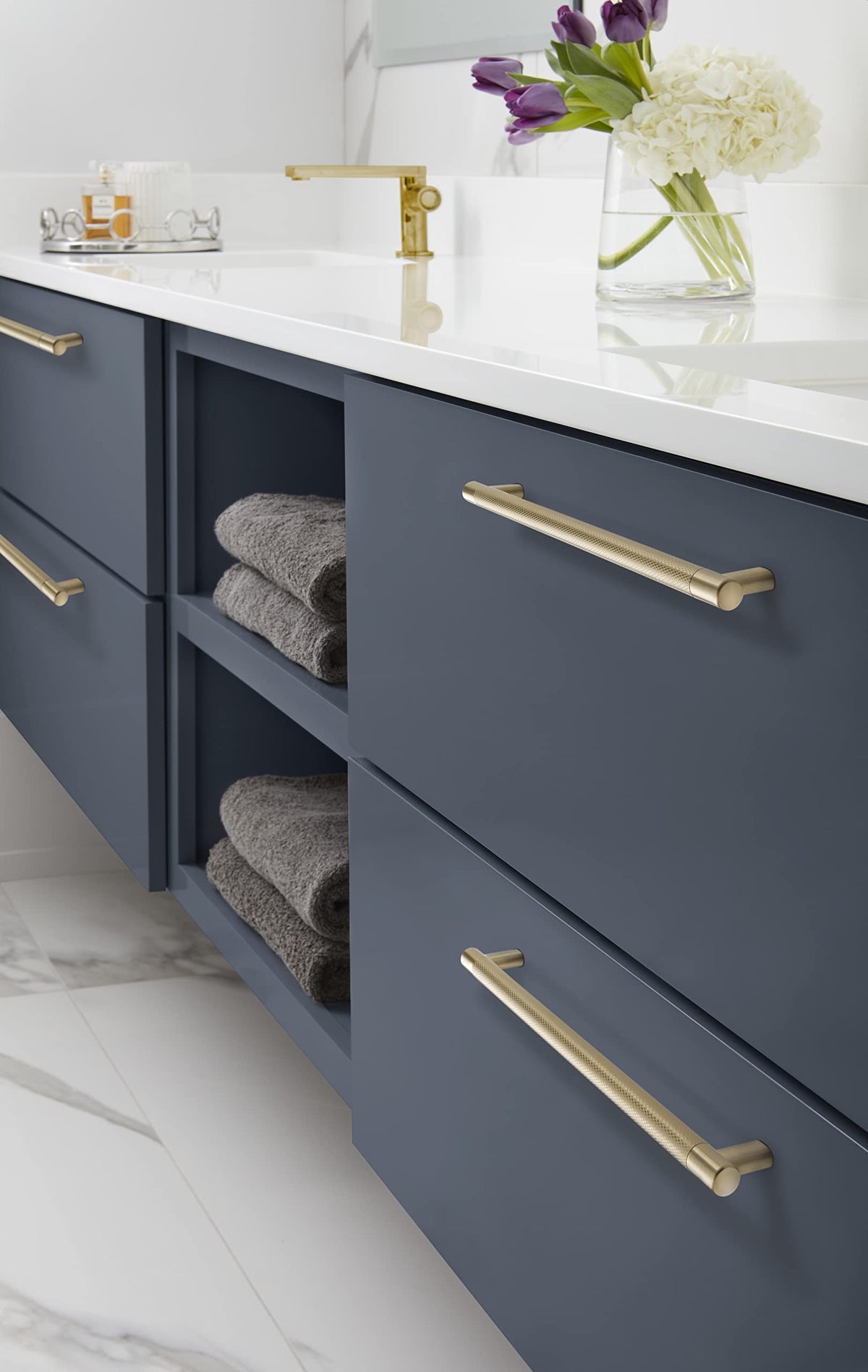 Amerock Kitchen Cabinet Pull Golden Champagne 12-5/8 in (320 mm) Center-to-Center Bronx 1 Pack Furniture Hardware Cabinet Handle Bathroom Drawer Pull