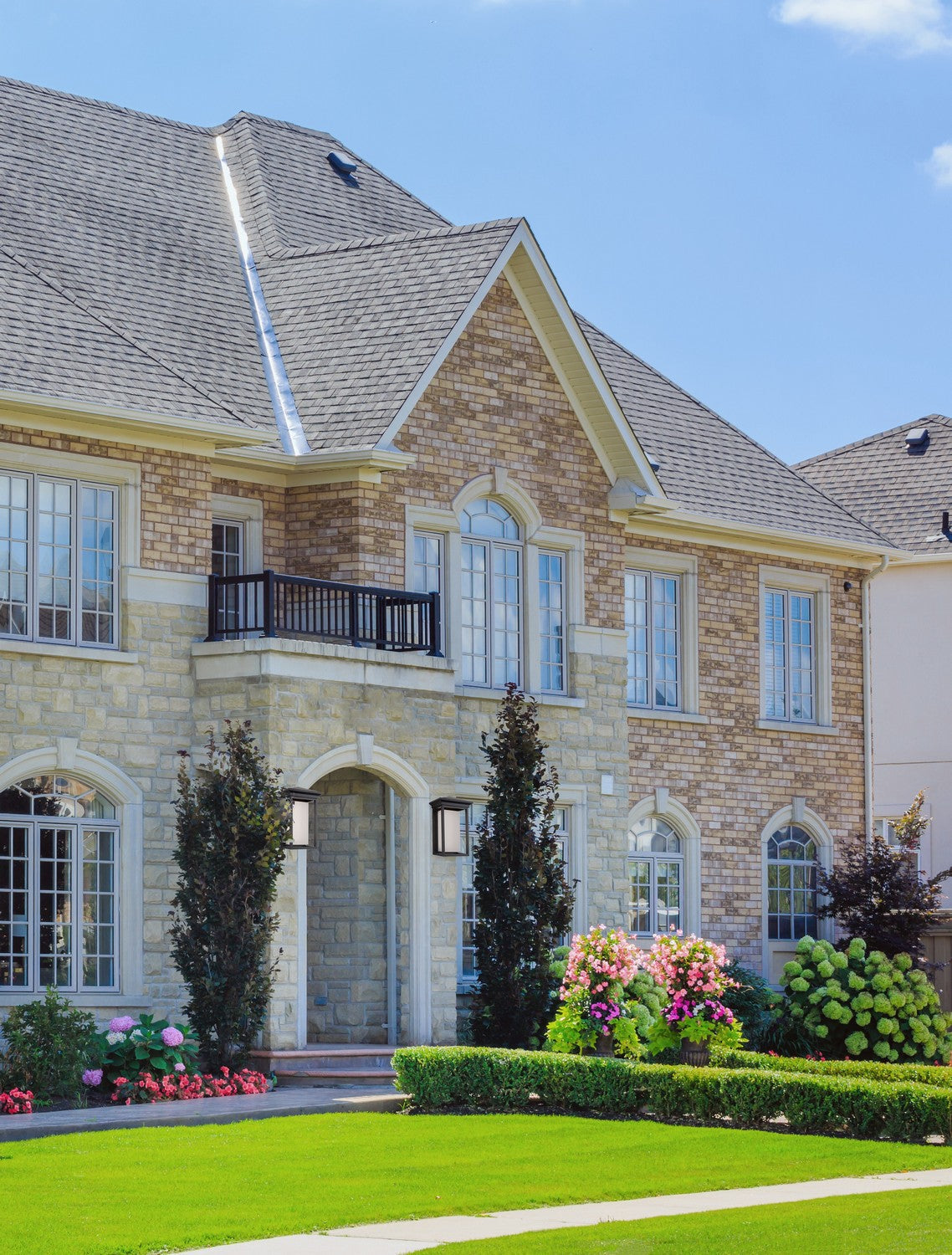 Overbrook Outdoor Wall Light