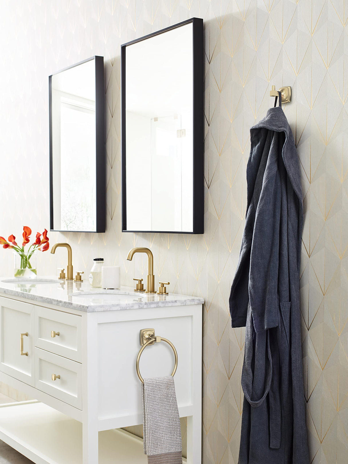 Amerock BH36090BBZ Golden Champagne Single Robe Hook 2-1/4 in. (57 mm) Length Towel Holder Stature Towel Hook for Bathroom Bathroom Hardware Bath Accessories