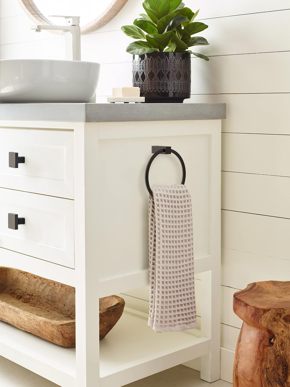 Amerock BH36082ORB Oil Rubbed Bronze Towel Bar 6-1/2 in (165 mm) Length Towel Holder Monument Hand Towel Holder for Bathroom Wall Small Kitchen Towel Holder Bath Accessories