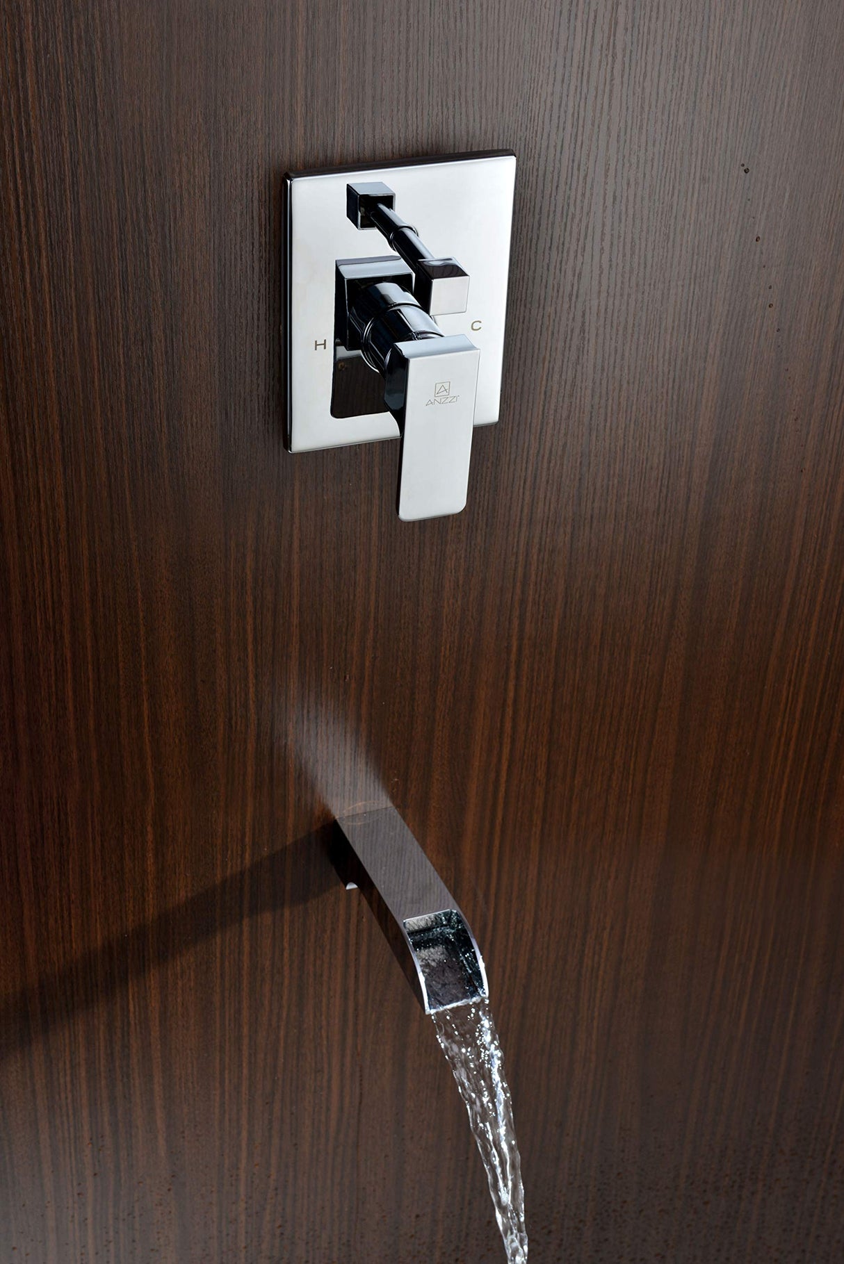 ANZZI SH-AZ037 Mezzo Series 1-Handle 1-Spray Tub and Shower Faucet in Polished Chrome