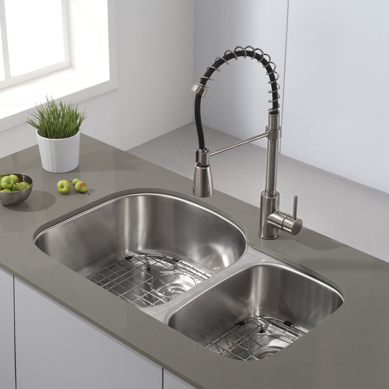 Kraus KPF-1612SS Single Lever Pull Down Kitchen Faucet in Stainless Steel