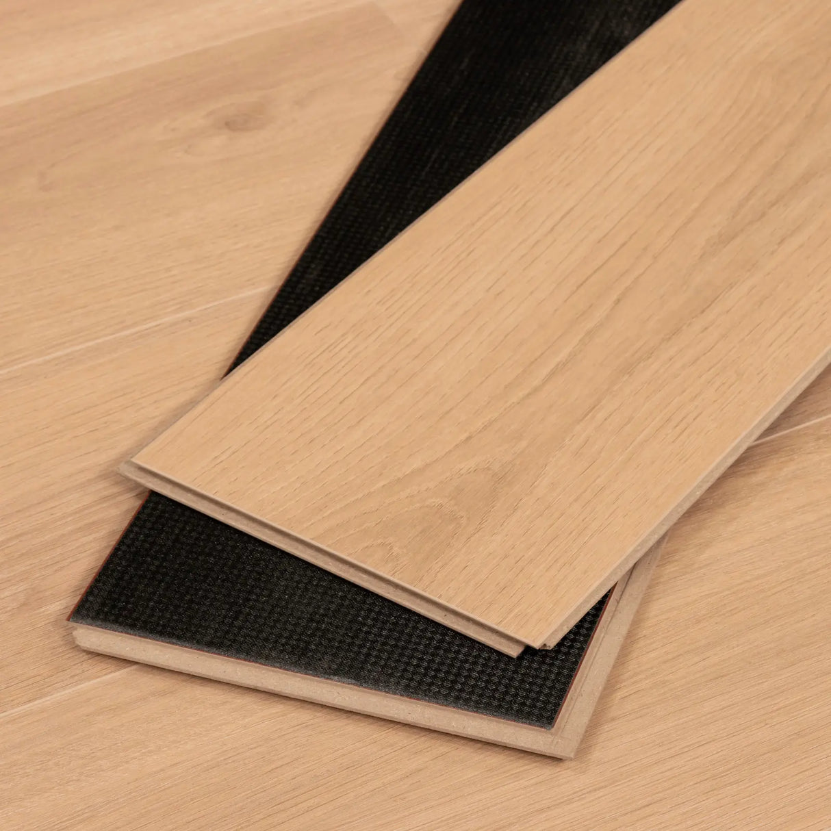 CALI San Pedro Surf Pacifica Laminate Plank Wide+ Click 7703000400 47-13/16 x 7-11/16 x 10mm (25.5 Sqft)