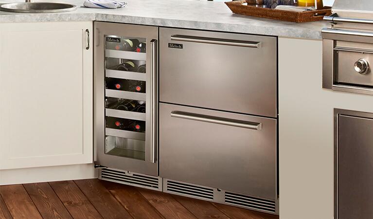 Perlick 15" Signature Series Built-In Wine Cooler with 20 Bottle Capacity Single Zone with Glass Door in Stainless Steel (HP15WM-4-3)