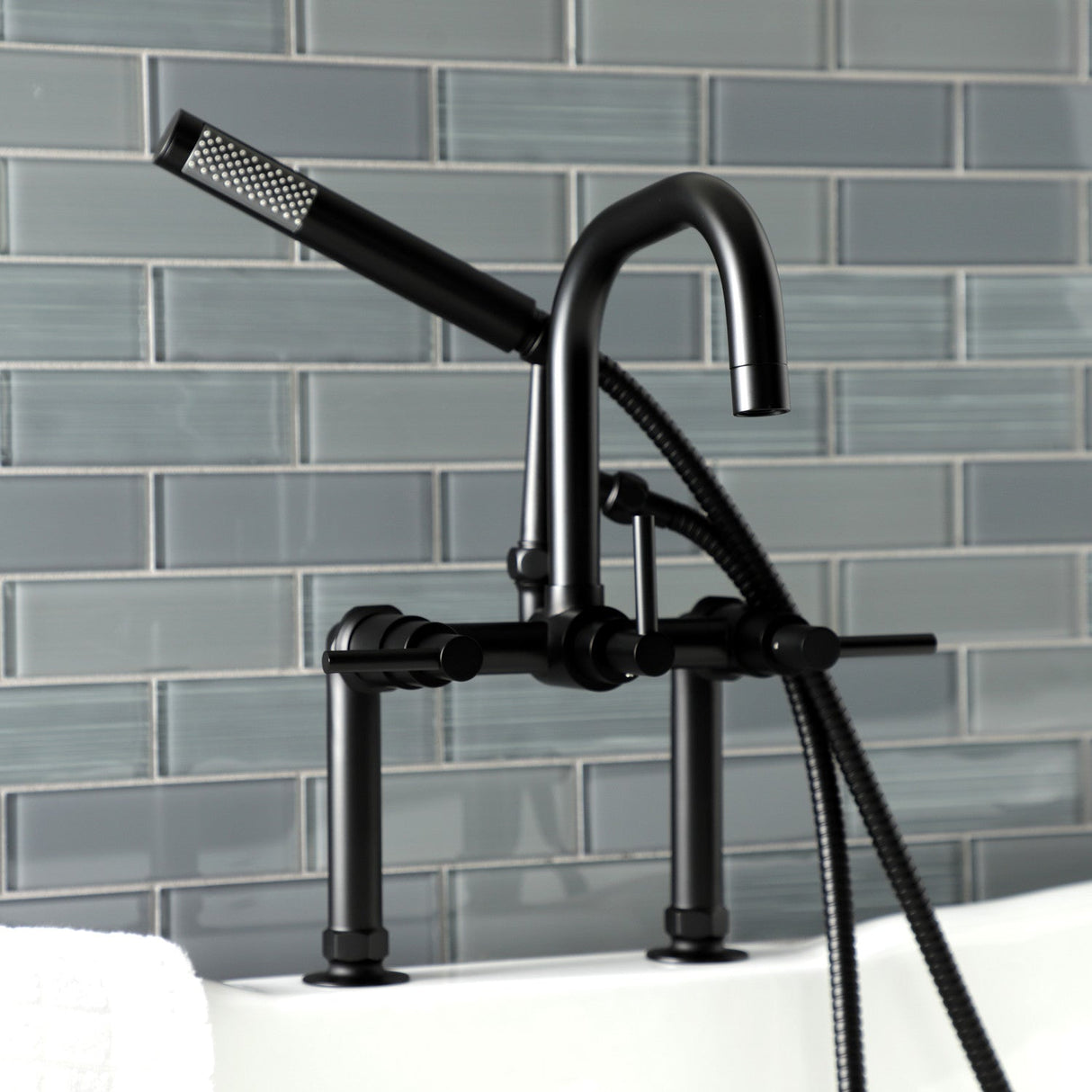 Concord AE8400DL Deck Mount Clawfoot Tub Faucet, Matte Black