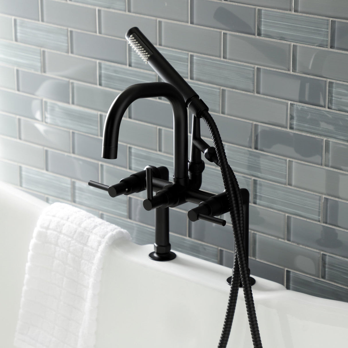 Concord AE8400DL Deck Mount Clawfoot Tub Faucet, Matte Black