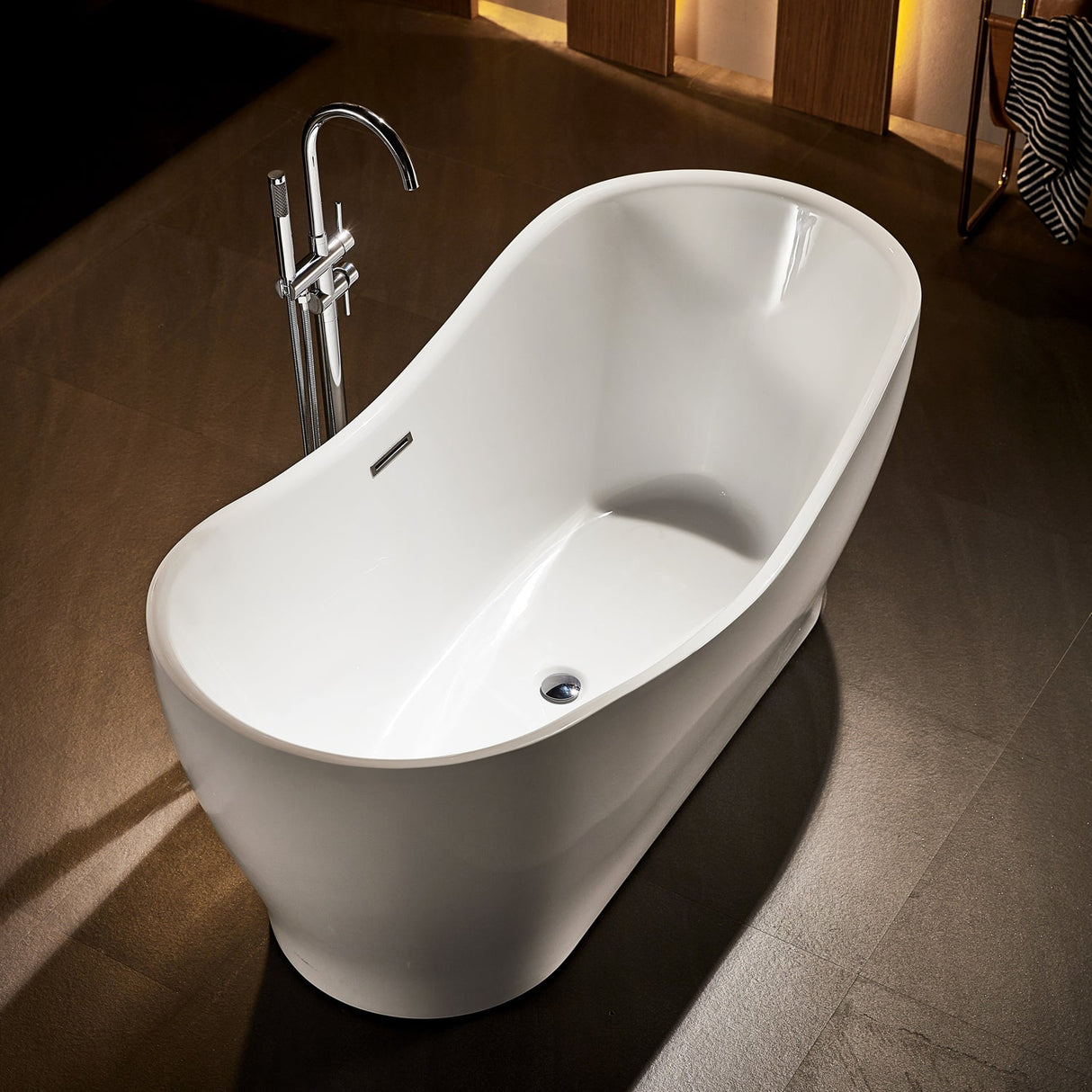 Mavis 67" Acrylic Freestanding Double Slipper With Internal Drain