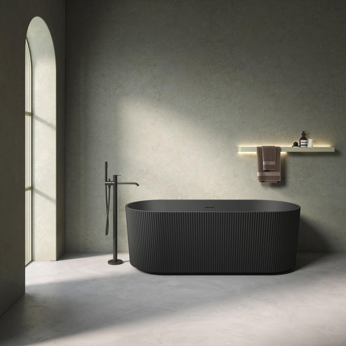 Nyla 67" Acrylic Tub