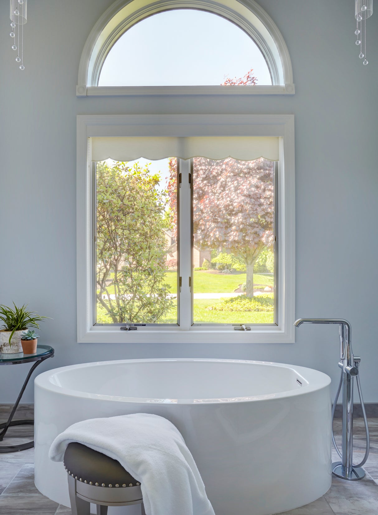 Hydro Systems SAUB6032ATA-WHI AUBRY 6032 AC THERMAL AIR SYSTEM - WHITE