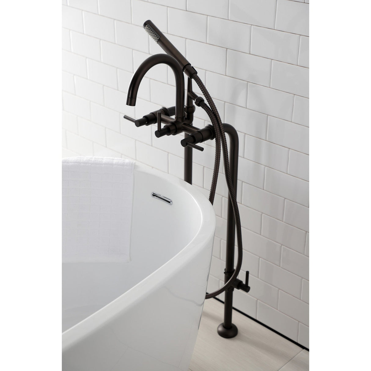 Concord CCK8105DL Freestanding Tub Faucet with Supply Line and Stop Valve, Oil Rubbed Bronze