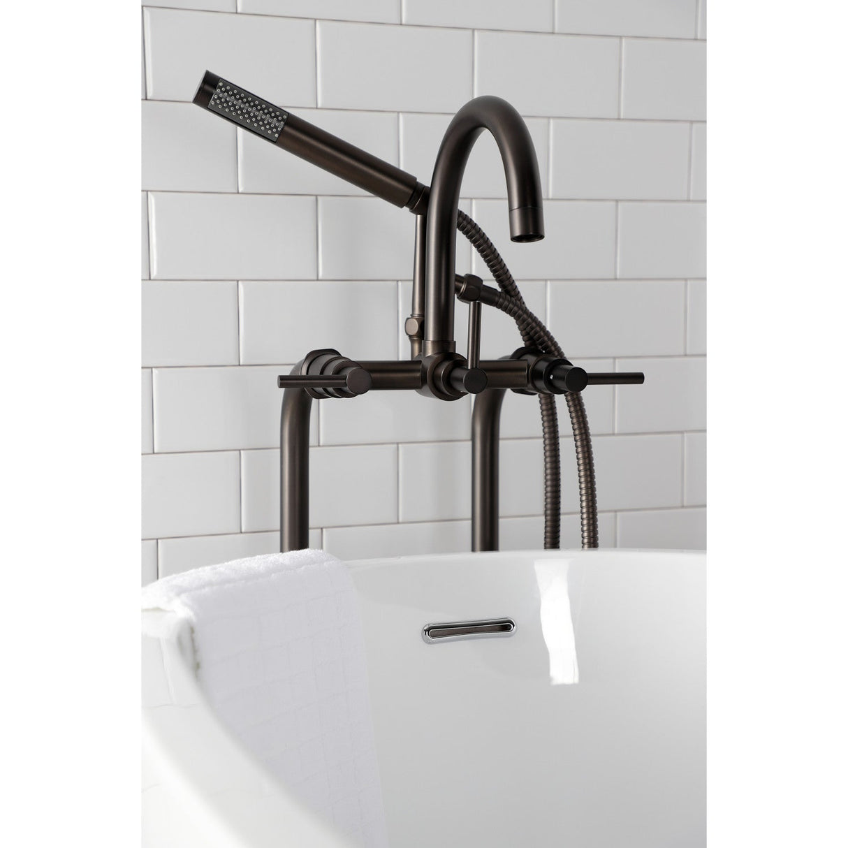 Concord CCK8105DL Freestanding Tub Faucet with Supply Line and Stop Valve, Oil Rubbed Bronze