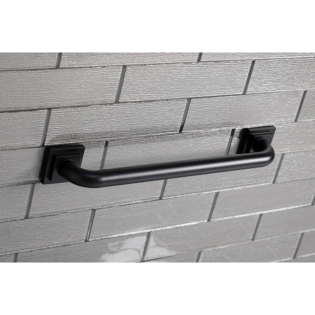 Claremont Thrive In Place DR614180 18-Inch x 1-1/4 Inch O.D Grab Bar, Matte Black