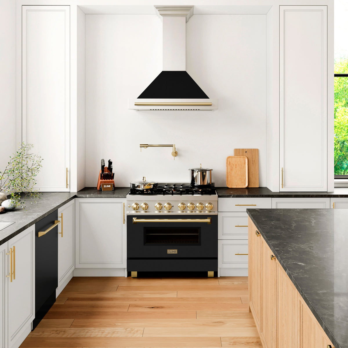 ZLINE Autograph Edition Stainless Steel Range Hood with Black Matte Shell (KB4STZ-BLM-G)