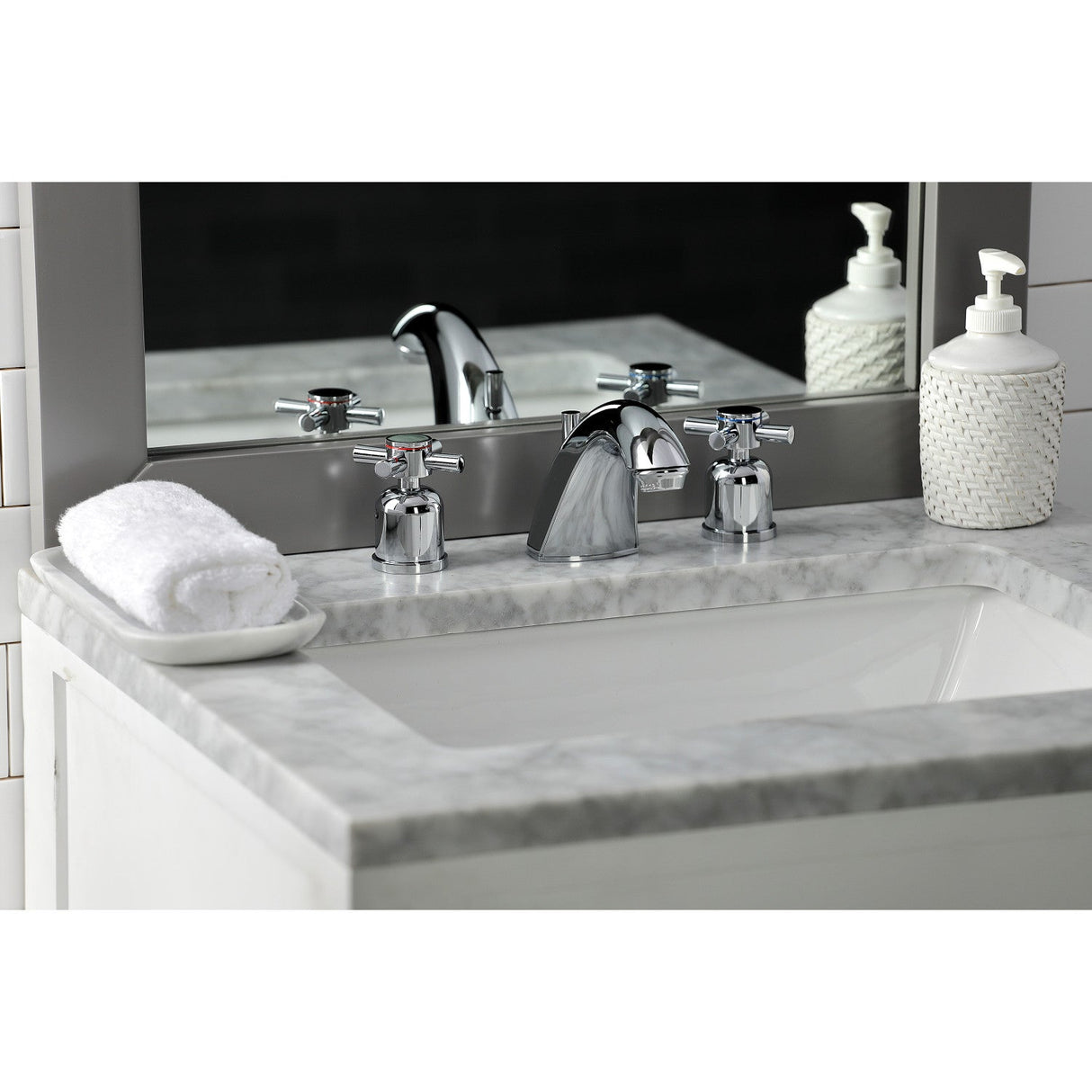 Concord FB8951DX Two-Handle 3-Hole Deck Mount Widespread Bathroom Faucet with Plastic Pop-Up, Polished Chrome