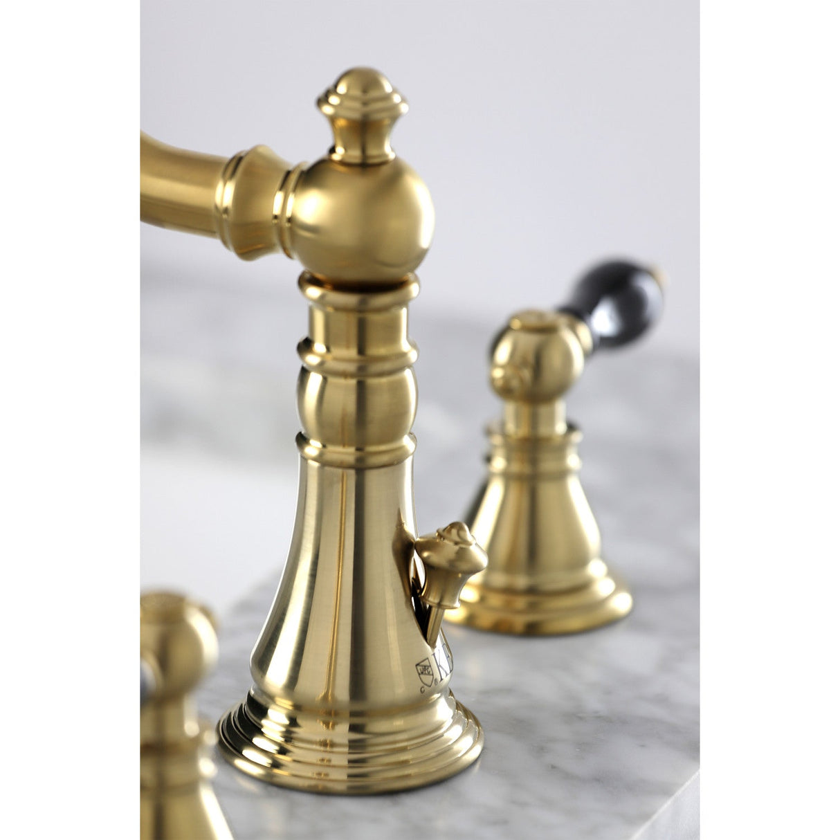 Duchess FSC1973AKL Two-Handle 3-Hole Deck Mount Widespread Bathroom Faucet with Brass Pop-Up, Brushed Brass
