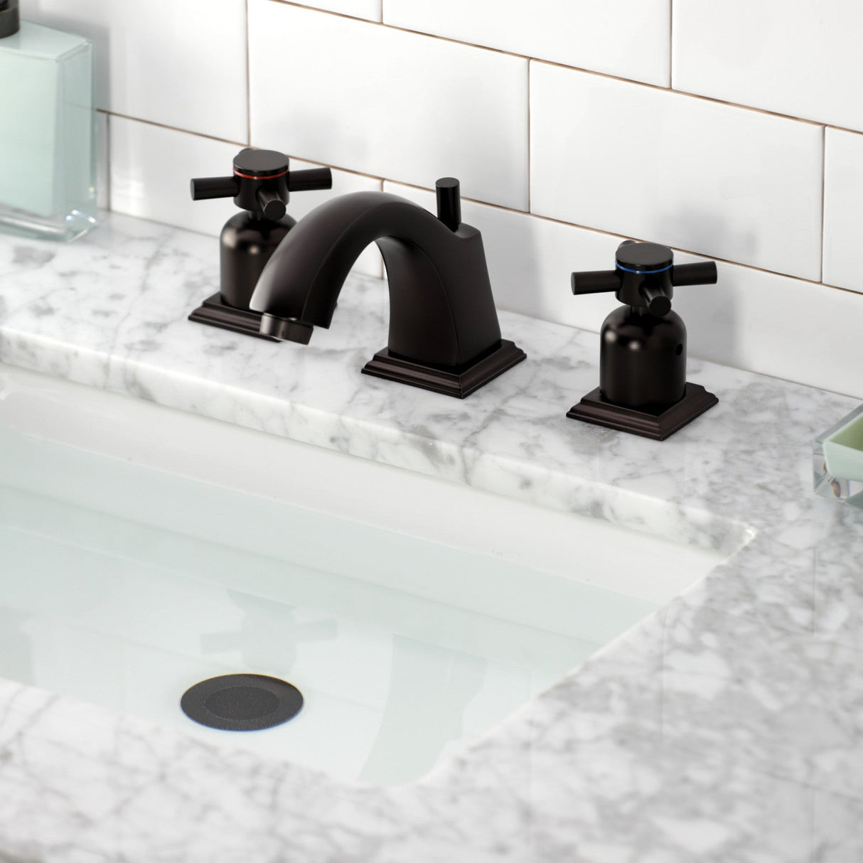 Concord FSC4685DX Two-Handle 3-Hole Deck Mount Widespread Bathroom Faucet with Pop-Up Drain, Oil Rubbed Bronze