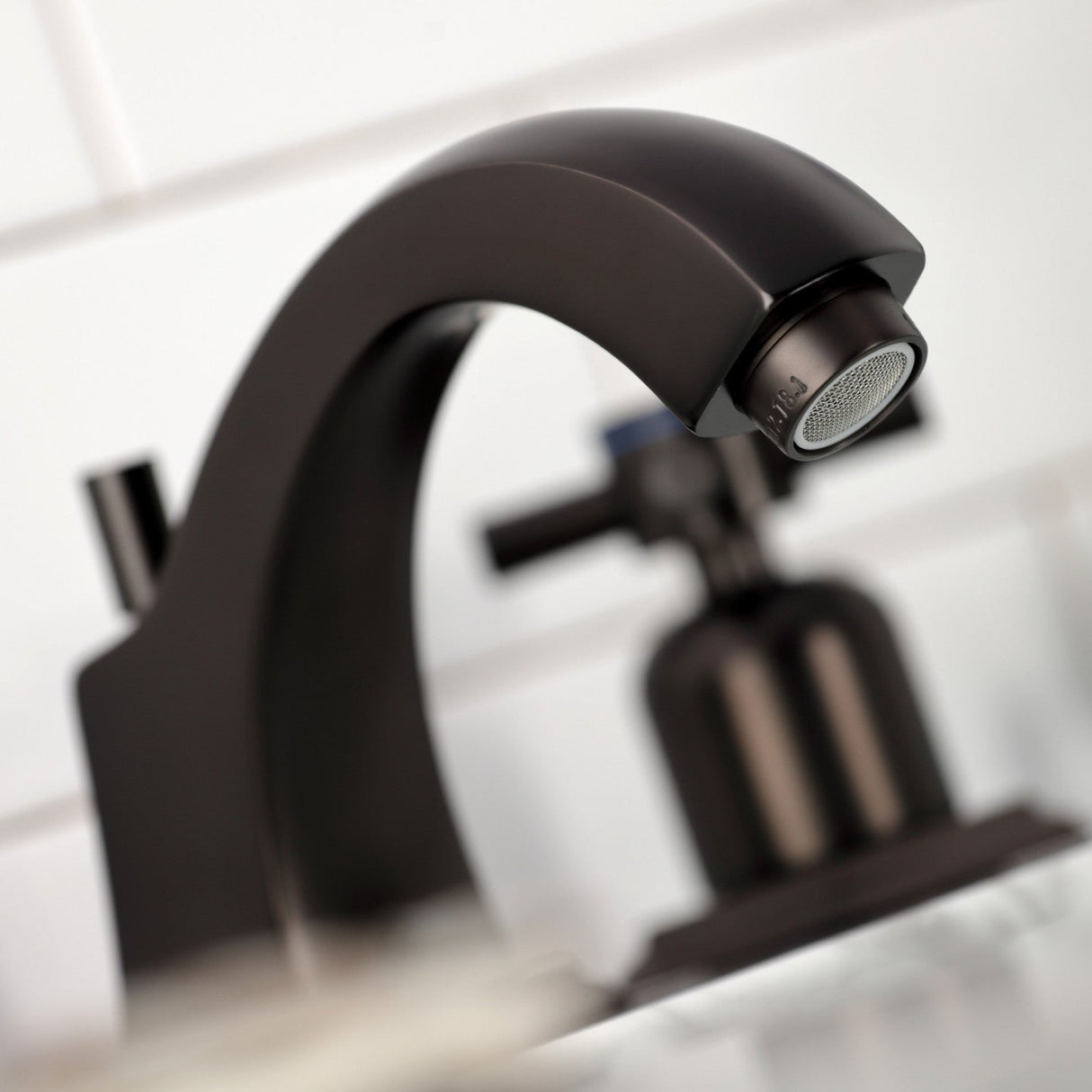 Concord FSC4685DX Two-Handle 3-Hole Deck Mount Widespread Bathroom Faucet with Pop-Up Drain, Oil Rubbed Bronze