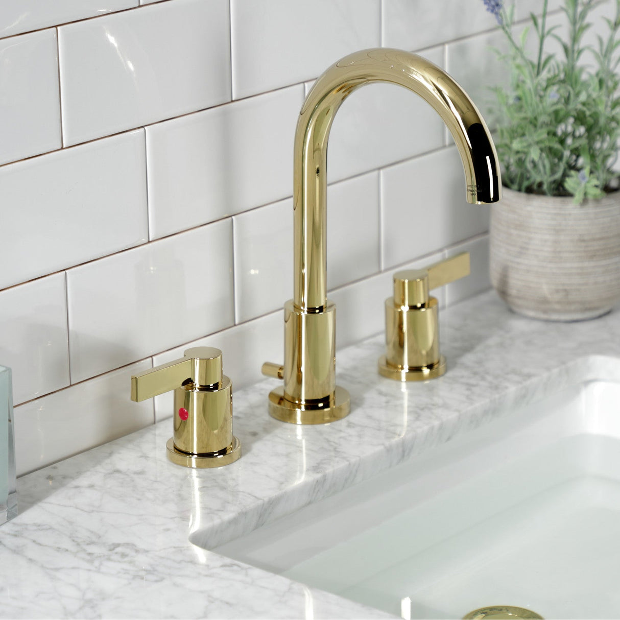 NuvoFusion FSC8922NDL Two-Handle 3-Hole Deck Mount Widespread Bathroom Faucet with Pop-Up Drain, Polished Brass