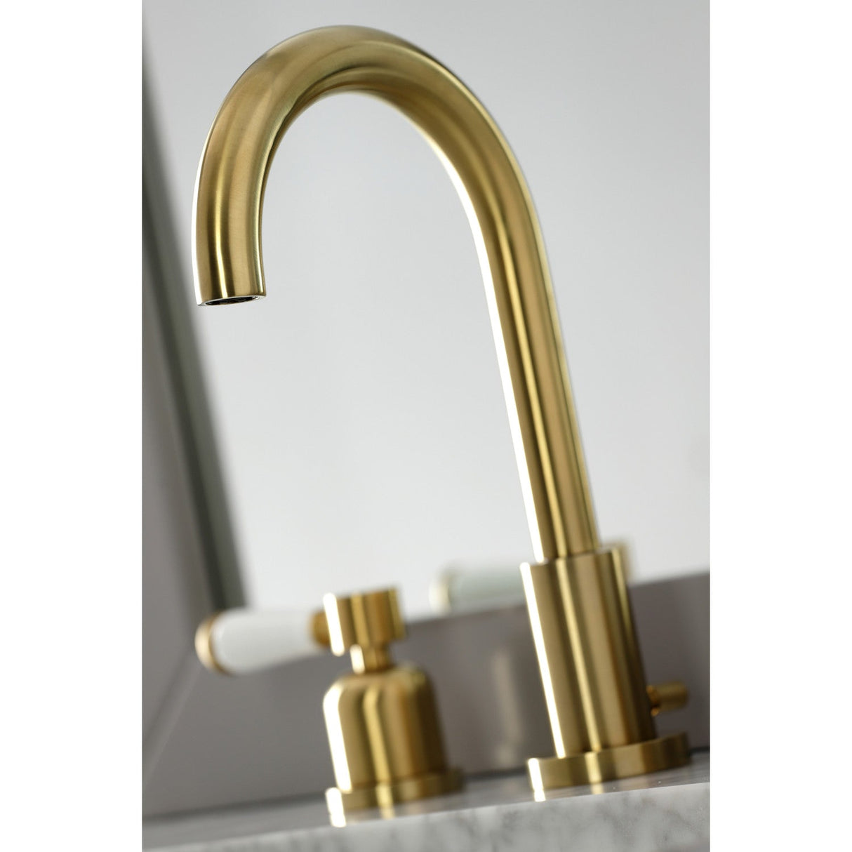 Paris FSC8923DPL Two-Handle 3-Hole Deck Mount Widespread Bathroom Faucet with Pop-Up Drain, Brushed Brass