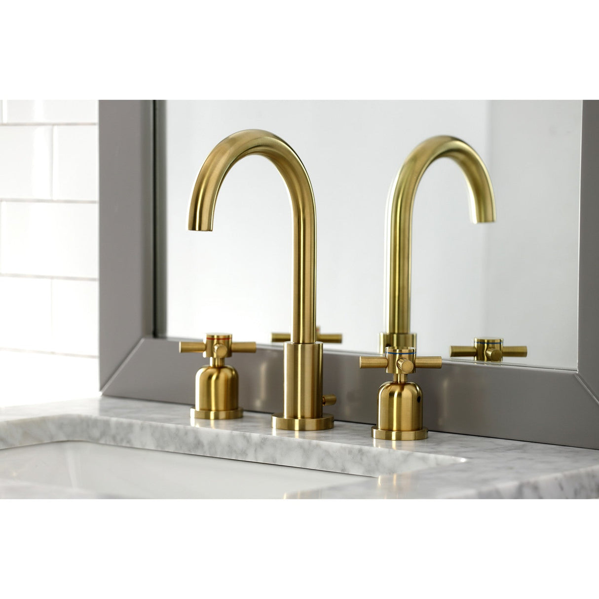 Concord FSC8923DX Two-Handle 3-Hole Deck Mount Widespread Bathroom Faucet with Pop-Up Drain, Brushed Brass