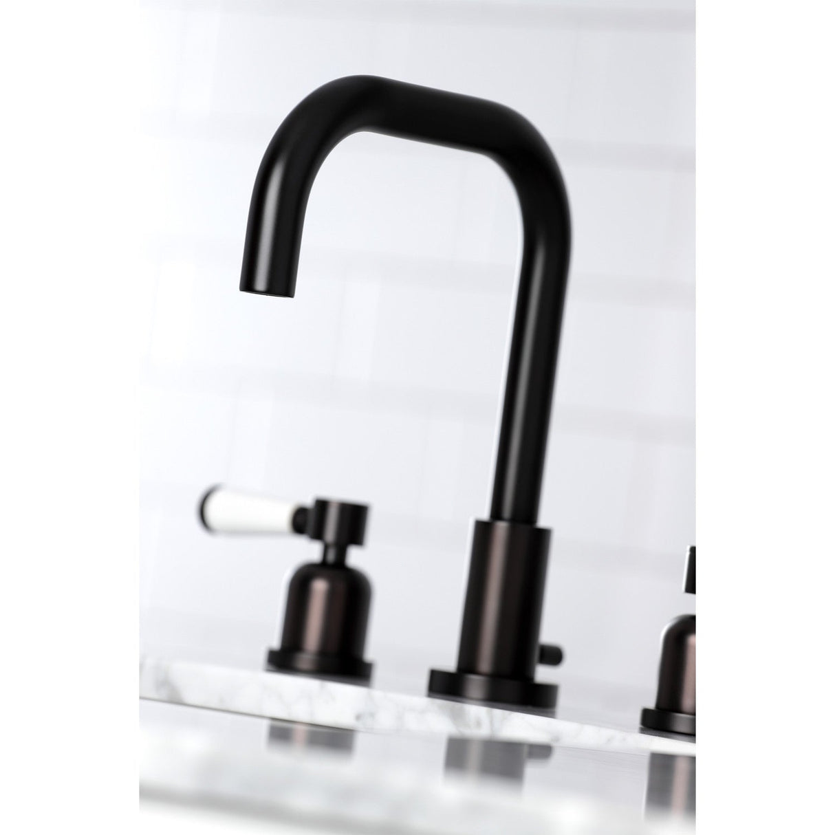 Paris FSC8935DPL Two-Handle 3-Hole Deck Mount Widespread Bathroom Faucet with Pop-Up Drain, Oil Rubbed Bronze