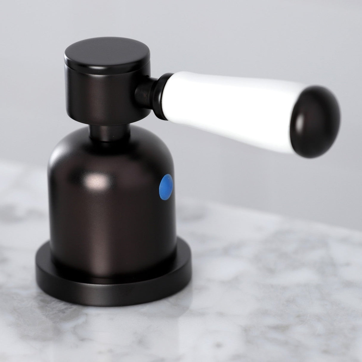 Paris FSC8955DPL Two-Handle 3-Hole Deck Mount Widespread Bathroom Faucet with Pop-Up Drain, Oil Rubbed Bronze