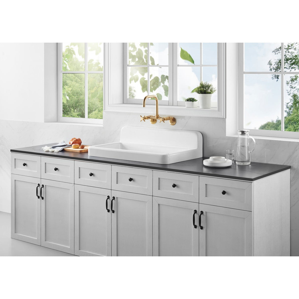 Petra Galley GCKWS331916 33-Inch x 19-Inch Cast Iron Wall Mount Kitchen Sink, White