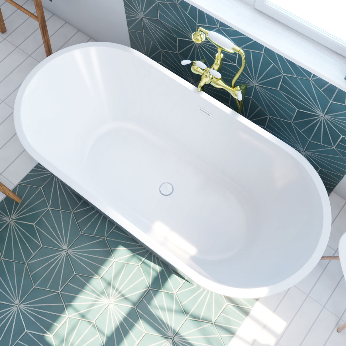 DreamLine Havana 67 in. L x 23 in. H White Acrylic Freestanding Bathtub