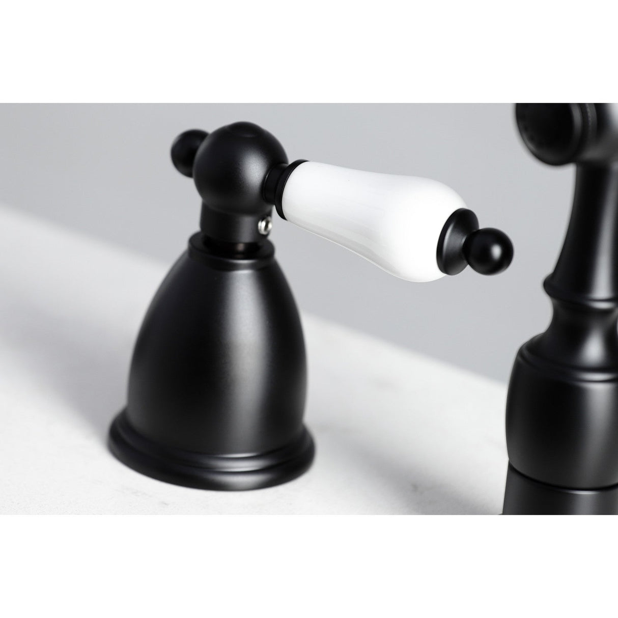 Heritage KB1790PLBS Two-Handle 4-Hole Deck Mount Widespread Kitchen Faucet with Brass Sprayer, Matte Black