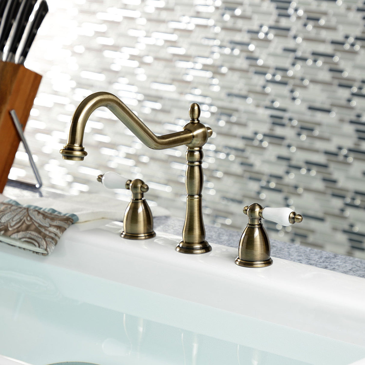 Heritage KB1793PLLS Two-Handle 3-Hole Deck Mount Widespread Kitchen Faucet, Antique Brass