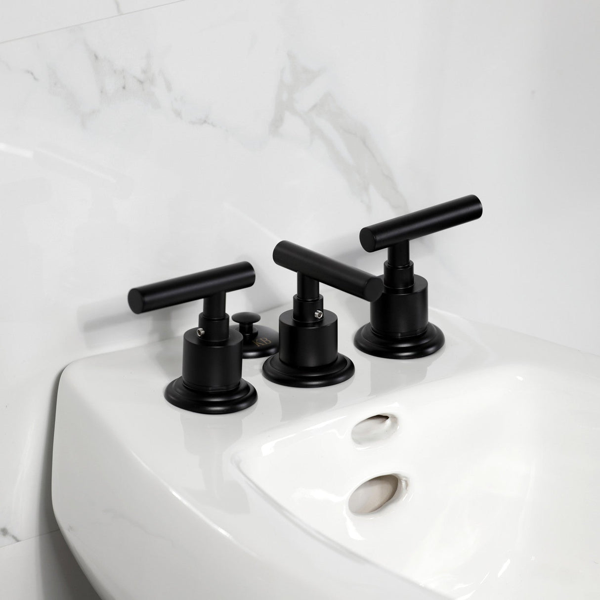 Manhattan KB6320CML Three-Handle Vertical Spray Bidet Faucet with Brass Pop-Up, Matte Black